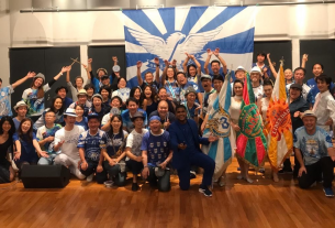 Festa azul e branca ocorrida em Tóquio para Emanuel Lima